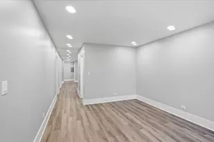 2939 N Hamlin Ave, Chicago, IL 60618 - Photo 34