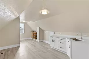 2939 N Hamlin Ave, Chicago, IL 60618 - Photo 30