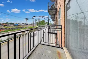 2310 S Canal St, Chicago, IL 60616 - Photo 18