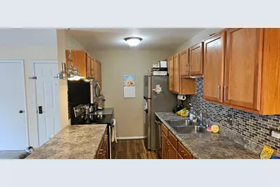 893 Golf Course Road #8, Crystal Lake, IL 60014 - Photo 6