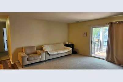 893 Golf Course Road #8, Crystal Lake, IL 60014 - Photo 2