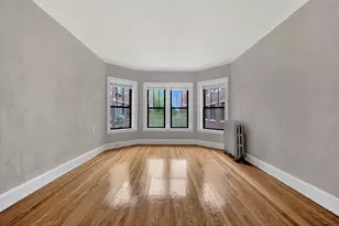 1235 W Greenleaf Ave, Chicago, IL 60626 - Photo 2