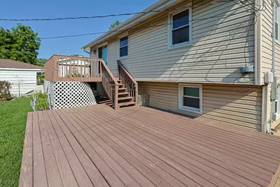 113 Siesta Road, Carpentersville, IL 60110 - Photo 8