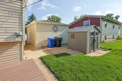 113 Siesta Road, Carpentersville, IL 60110 - Photo 10