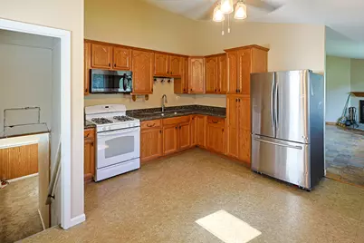 113 Siesta Road, Carpentersville, IL 60110 - Photo 16