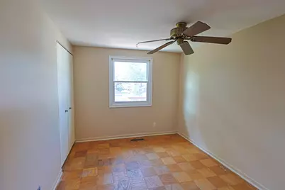 113 Siesta Road, Carpentersville, IL 60110 - Photo 26