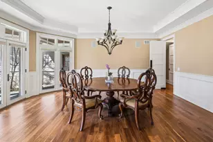 1300 Abington Cambs Dr, Lake Forest, IL 60045 - Photo 10