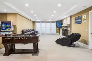 1300 Abington Cambs Dr, Lake Forest, IL 60045 - Photo 24