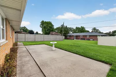 1817 Root Street, Crest Hill, IL 60403 - Photo 48