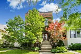 534 S East Ave, Oak Park, IL 60304 - Photo 1