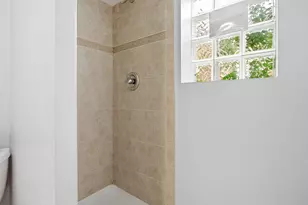 1451 Suffolk Ave, Westchester, IL 60154 - Photo 30