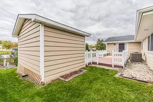 105 Mendon Ln, Schaumburg, IL 60193 - Photo 40