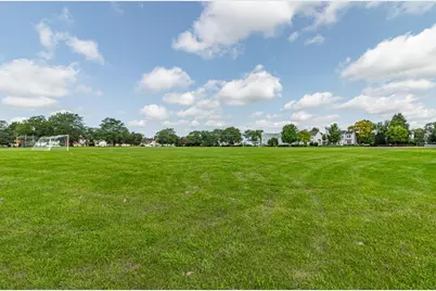 1208 Halifax Drive, Mundelein, IL 60060 - Photo 54