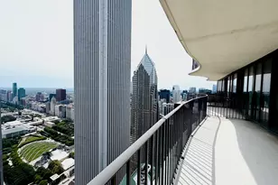 225 N Columbus Dr, Chicago, IL 60601 - Photo 14