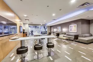 225 N Columbus Dr, Chicago, IL 60601 - Photo 32