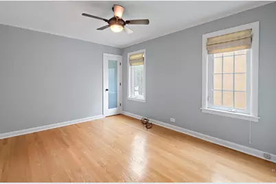 5601 N Ozark Avenue, Chicago, IL 60631 - Photo 26