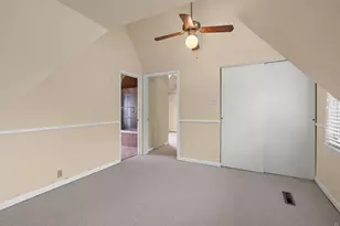 5601 N Ozark Ave, Chicago, IL 60631 - Photo 18