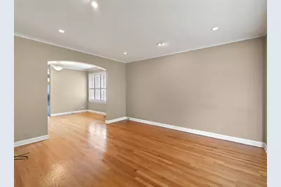 5601 N Ozark Avenue, Chicago, IL 60631 - Photo 8