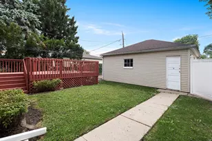 5601 N Ozark Ave, Chicago, IL 60631 - Photo 36
