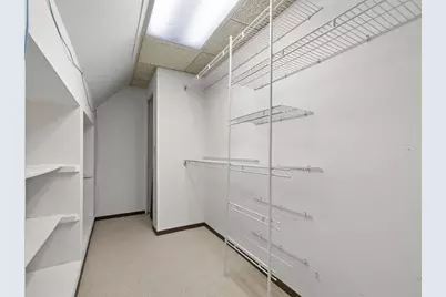 5601 N Ozark Avenue, Chicago, IL 60631 - Photo 22