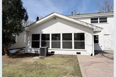 2052 Collett Lane, Flossmoor, IL 60422 - Photo 10
