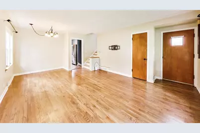 679 S Spring Road, Elmhurst, IL 60126 - Photo 4
