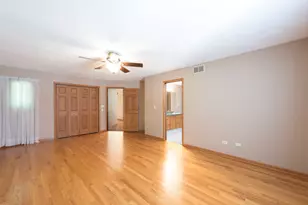 1417 April Ln, Winthrop Harbor, IL 60096 - Photo 10
