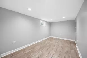 5153 S Oak Park Ave, Chicago, IL 60638 - Photo 12
