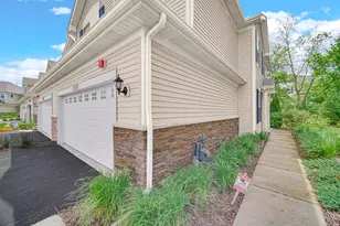 1537 Kraft Ave, Batavia, IL 60510 - Photo 4