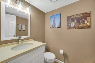 3923 New Haven Ave, Arlington Heights, IL 60004 - Photo 16