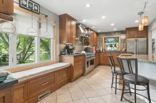170 S Ela Rd, Barrington, IL 60010 - Photo 12