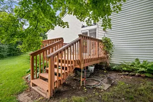 1412 Charleston Ct, Geneva, IL 60134 - Photo 20