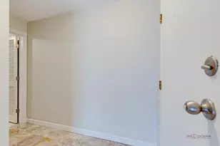 530 Cumberland Trail, Roselle, IL 60172 - Photo 18