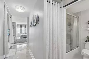 440 N McClurg Ct, Chicago, IL 60611 - Photo 8