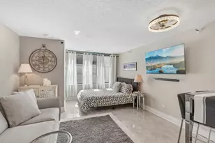 440 N McClurg Ct, Chicago, IL 60611 - Photo 2