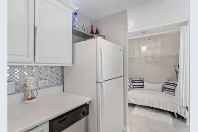 440 N McClurg Court #607, Chicago, IL 60611 - Photo 6