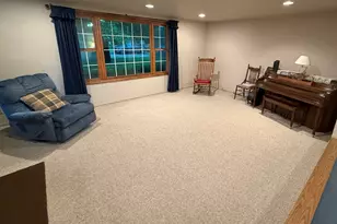 1247 Tilton Park Dr, Rochelle, IL 61068 - Photo 2