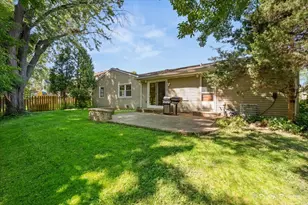 720 Woodhollow Ln, Buffalo Grove, IL 60089 - Photo 32