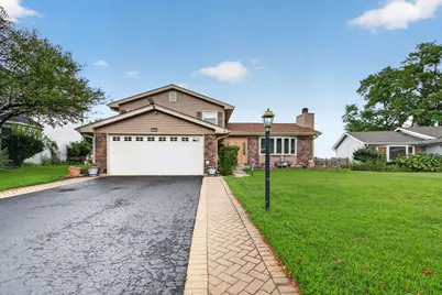 196 Sunshine Drive, Bolingbrook, IL 60490 - Photo 2