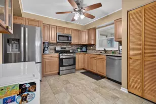 196 Sunshine Dr, Bolingbrook, IL 60490 - Photo 12