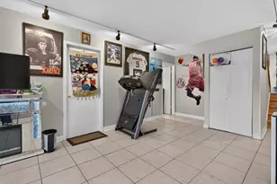 196 Sunshine Dr, Bolingbrook, IL 60490 - Photo 24