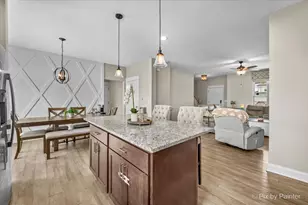 2240 Coventry Cir S, Sycamore, IL 60178 - Photo 10