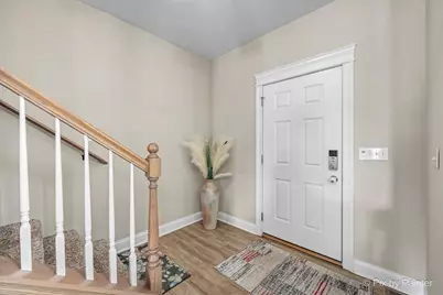 2240 Coventry Circle S, Sycamore, IL 60178 - Photo 4