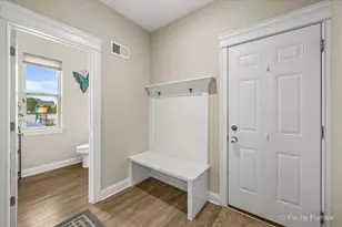 2240 Coventry Cir S, Sycamore, IL 60178 - Photo 14