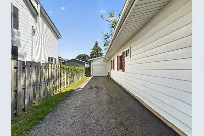 116 N Hickory Street, Waterman, IL 60556 - Photo 22