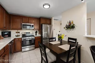 845 E 22nd St, Lombard, IL 60148 - Photo 10