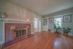 1205 W 6th Ave, Rochelle, IL 61068 - Photo 10