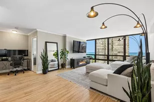1636 N Wells St, Chicago, IL 60614 - Photo 2
