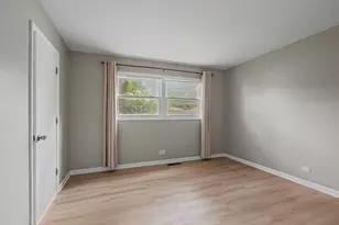 1903 Highview Ave, McHenry, IL 60050 - Photo 12