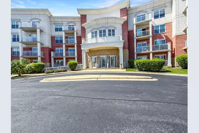 701 W Rand Road #137, Arlington Heights, IL 60004 - Photo 1